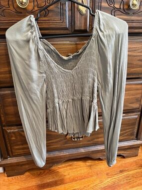 Active USA Women's Smocked Peplum Long-Sleeve Top - Taupe